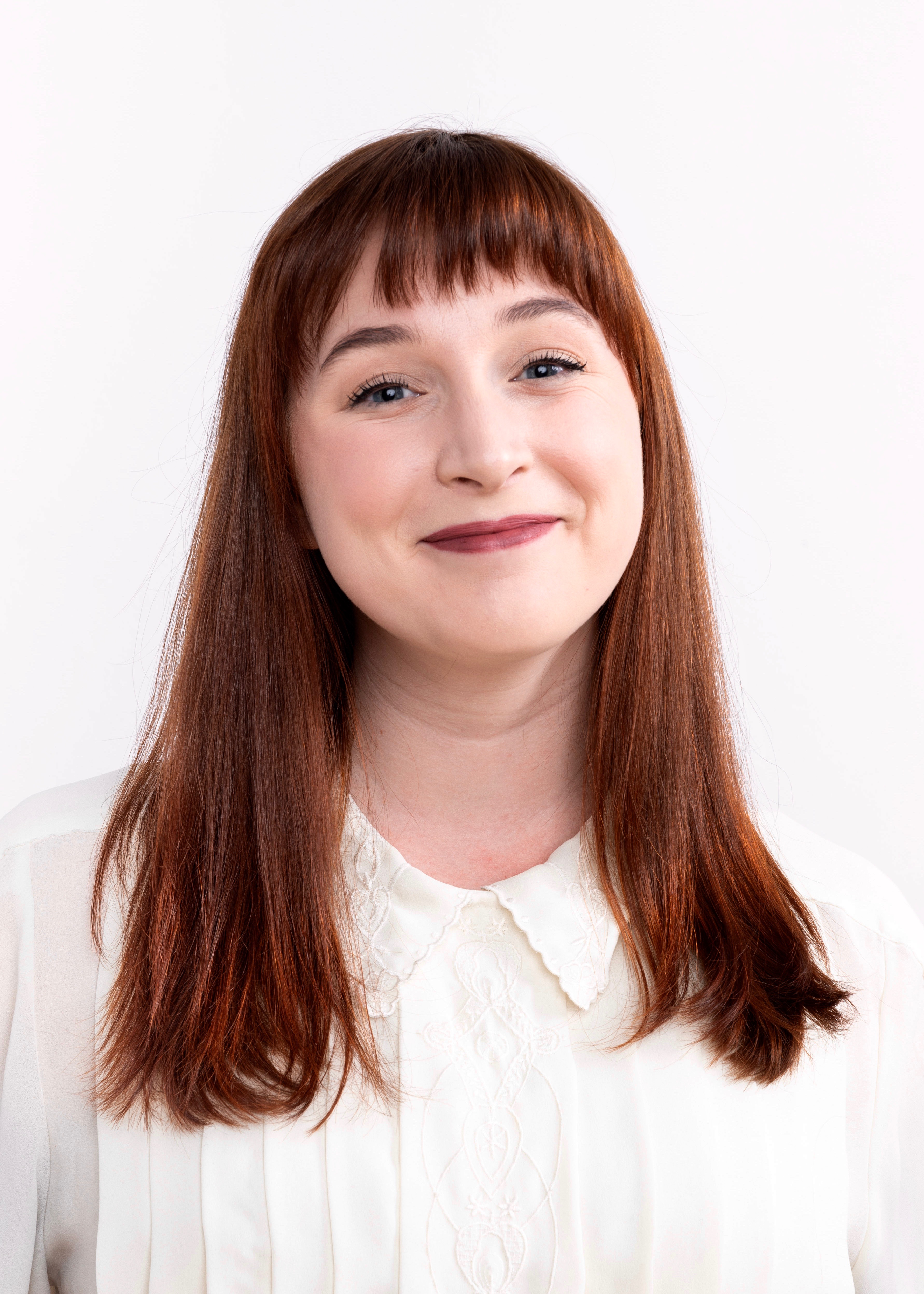 Headshot of teaching artist Anna Larranaga