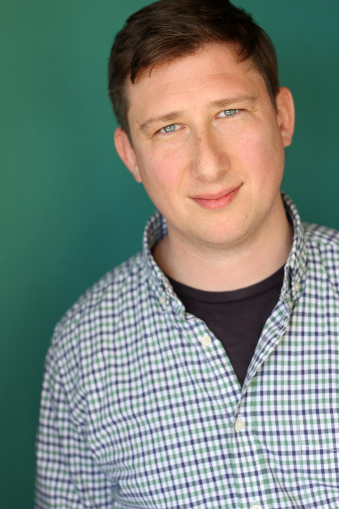 Headshot of teaching artist Jeffrey Pfeiffer