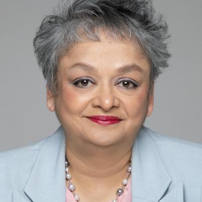 Shama Shams headshot